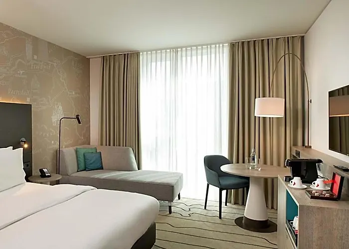 Hotel Hyatt Place Frankfurt Airport 4*